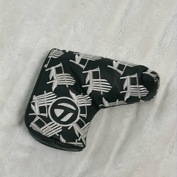 TaylorMade Other - ❤️ TaylorMade Adirondack Chair Blade Putter Headcover